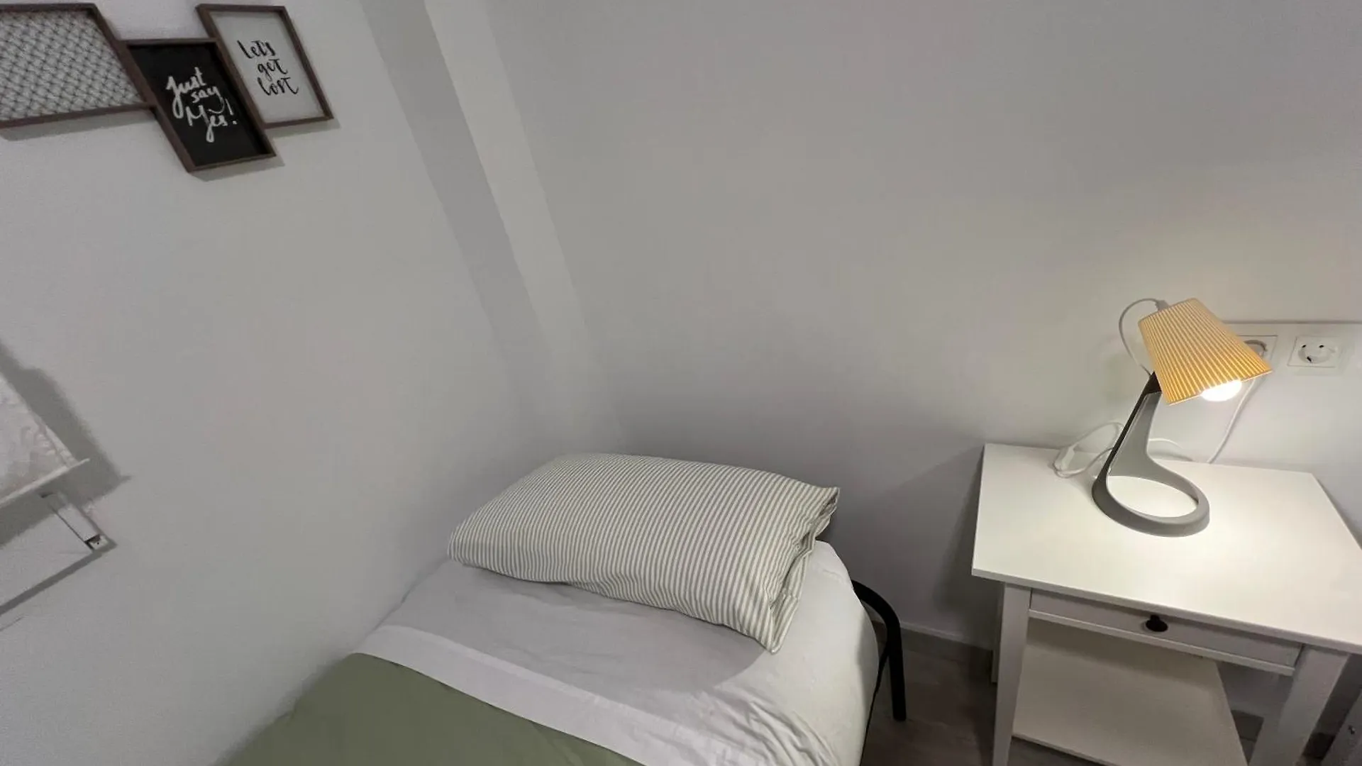 Marmoles Con 5 Puntos Apartment Malaga