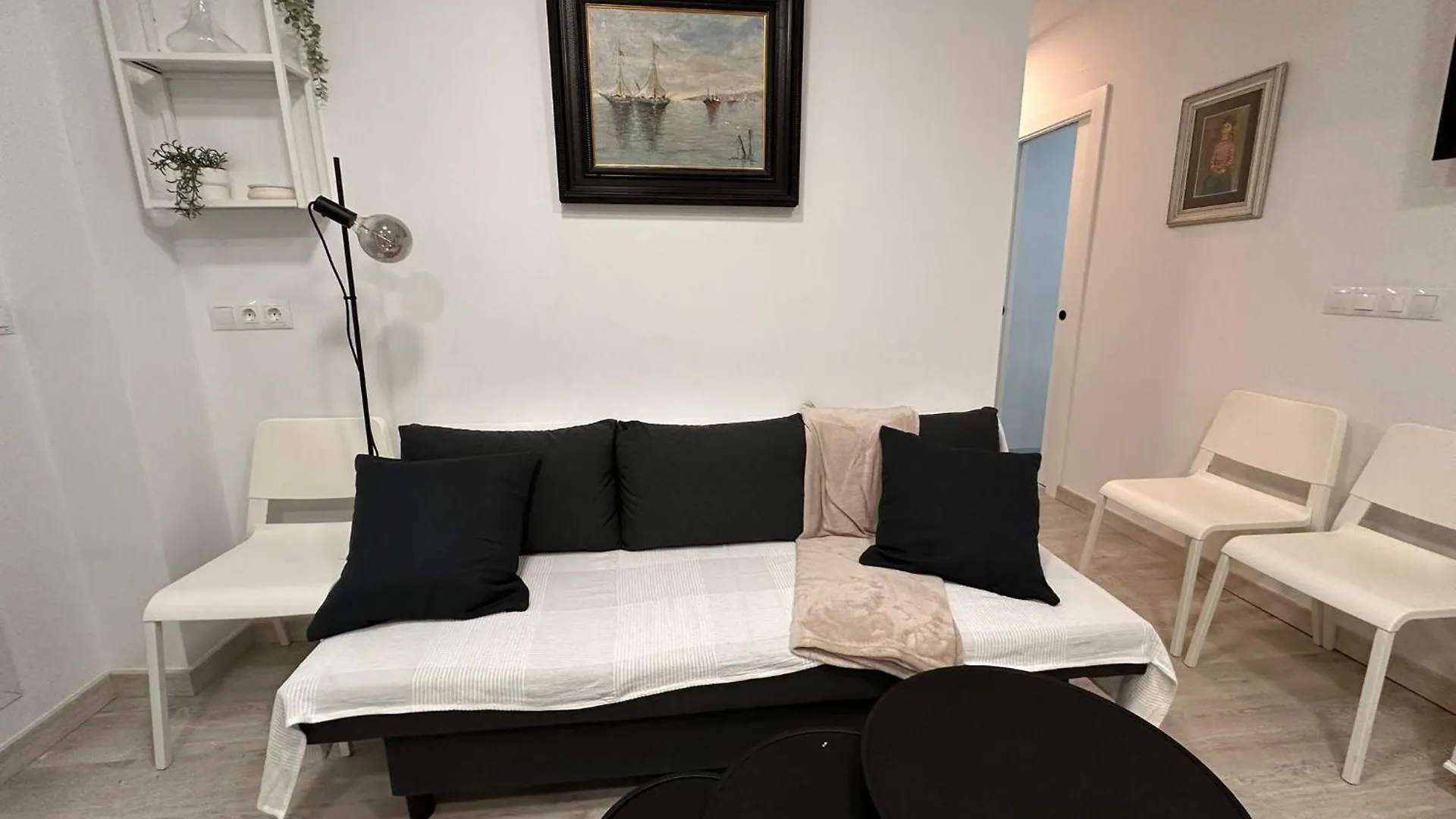 Marmoles Con 5 Puntos Apartment Malaga