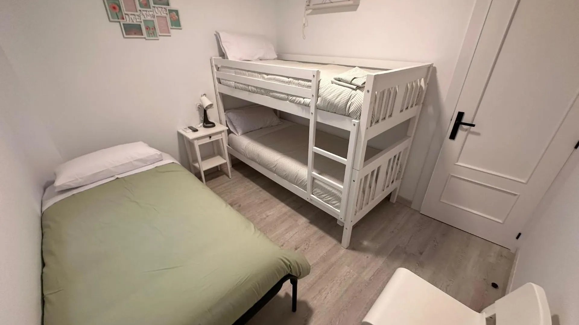 Marmoles Con 5 Puntos Apartment Malaga Spain